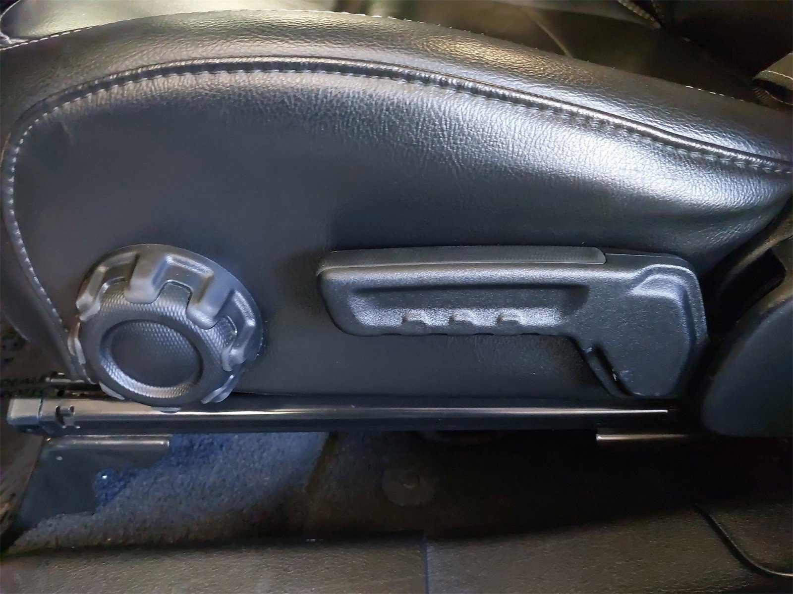 Used 2020 Jeep Gladiator Overland image 34