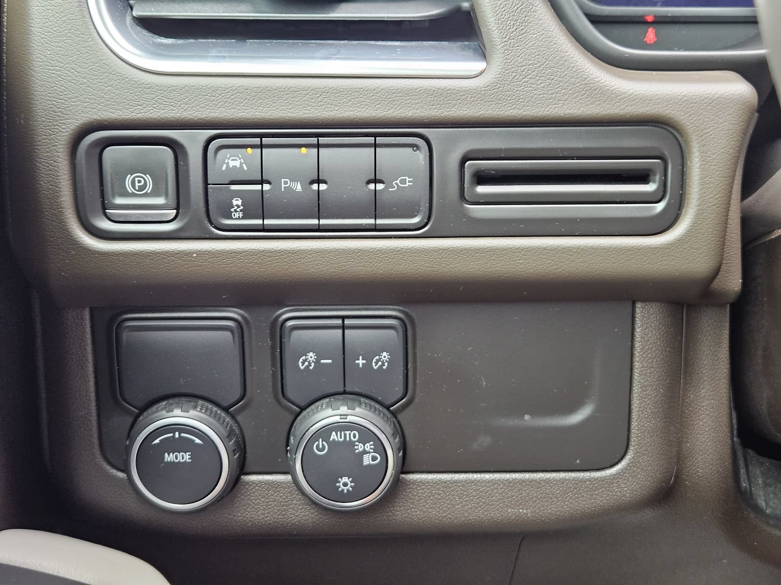 Certified 2022 Chevrolet Tahoe LT RWD image 23