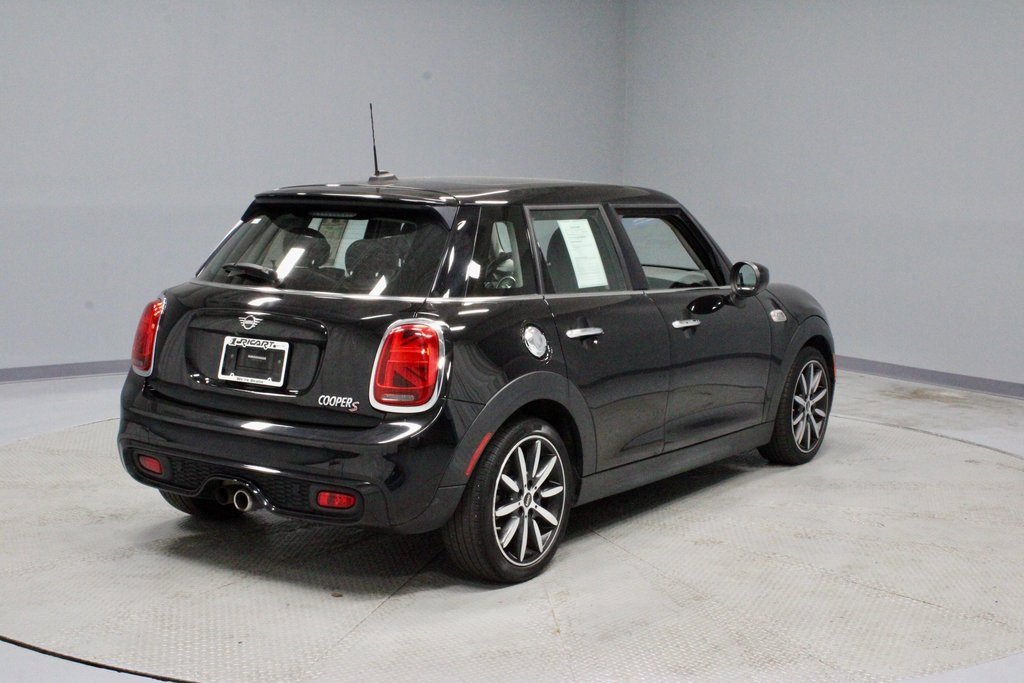 Used 2020 MINI Cooper S image 12