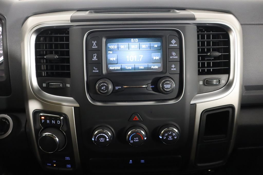 Used 2019 RAM 1500 Classic SLT image 18