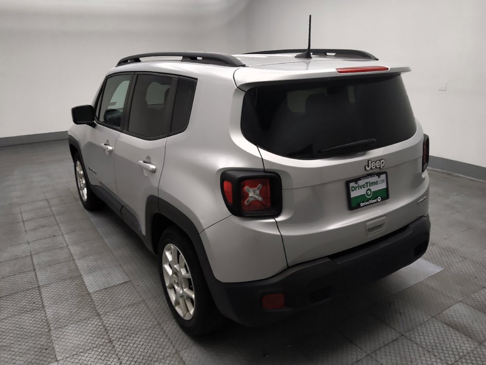 Used 2020 Jeep Renegade Latitude FWD image 5