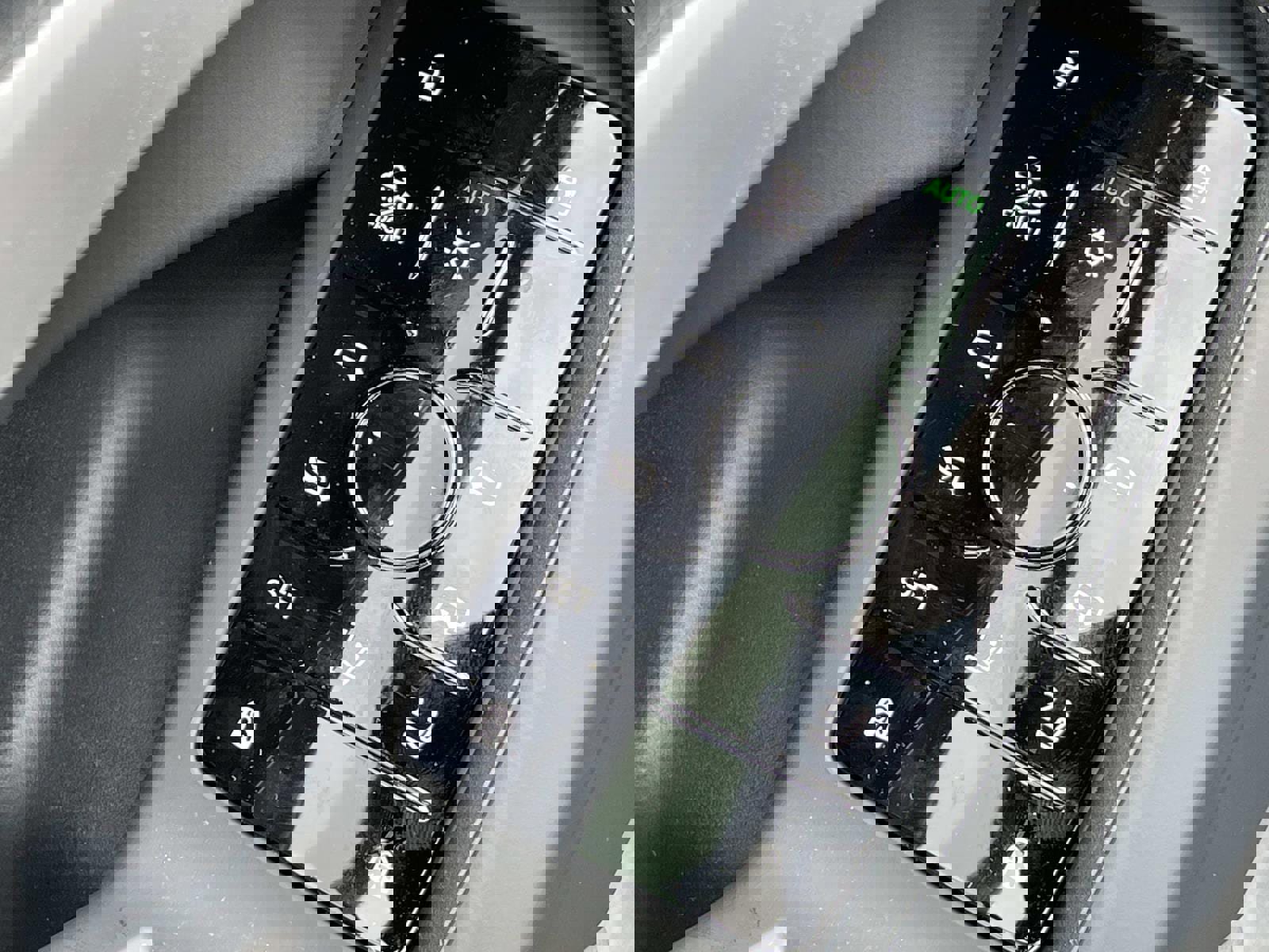 New 2025 Audi Q5 Premium Plus image 17