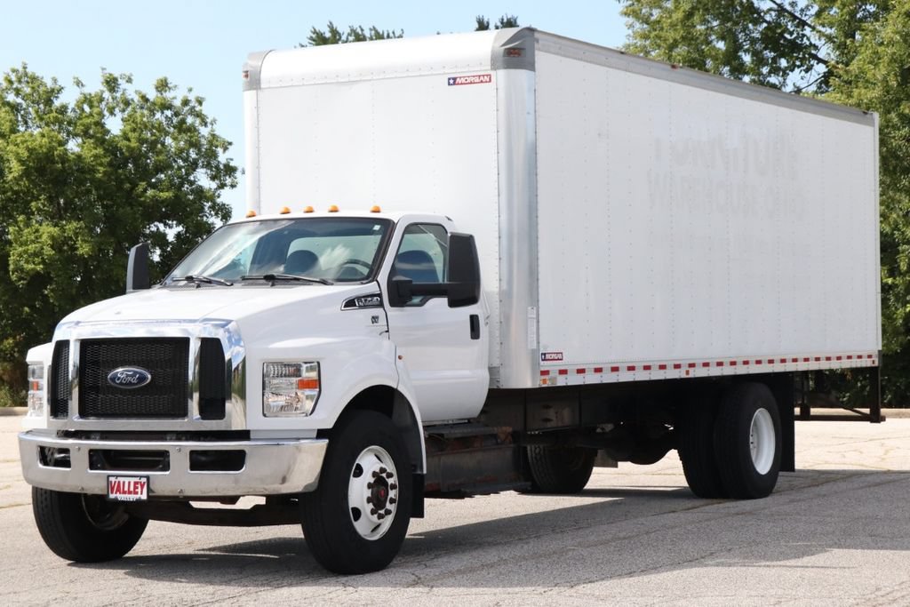 Used 2019 Ford F750 2WD Regular Cab Super Duty image 5