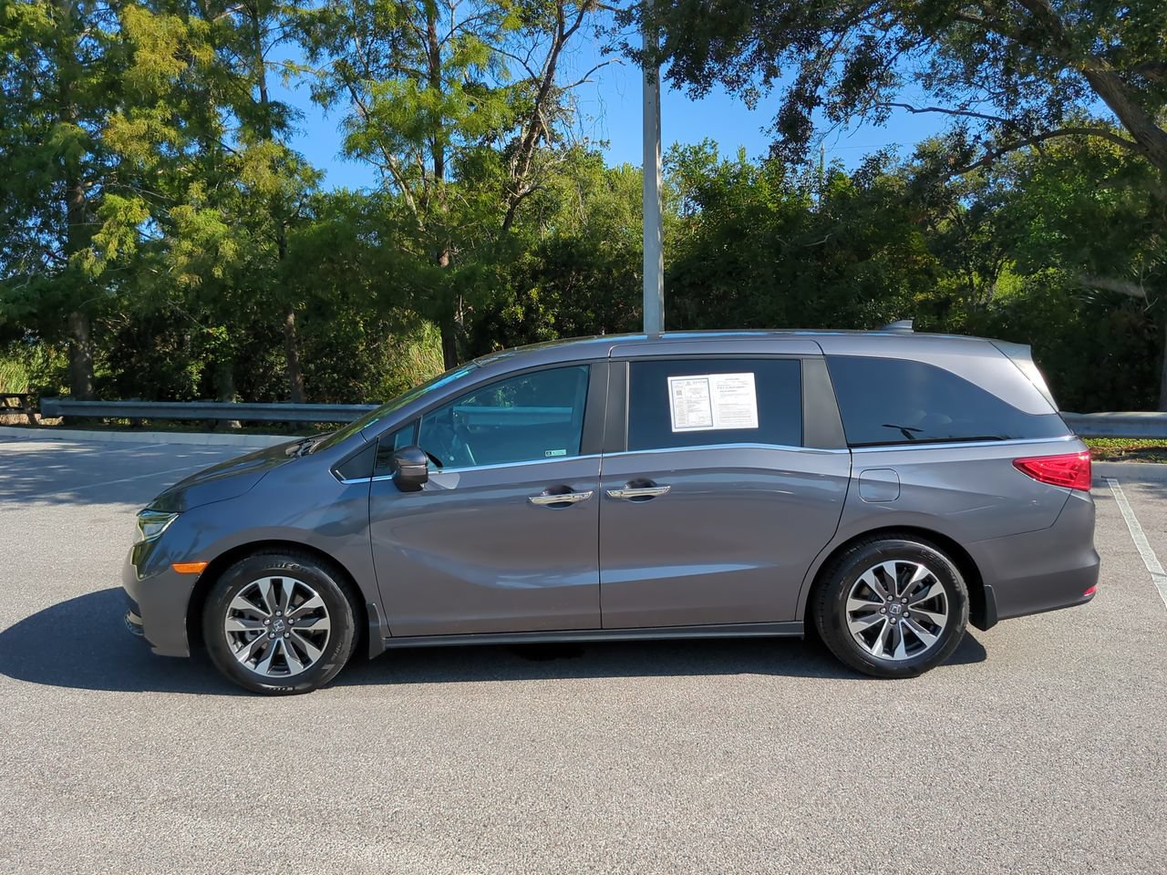 Certified 2024 Honda Odyssey EX-L image 4