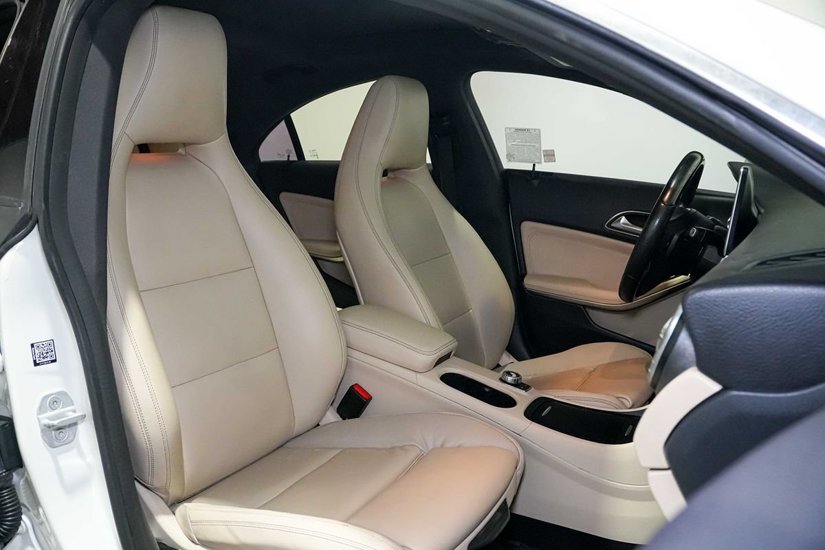 Used 2016 Mercedes-Benz CLA 250 image 19