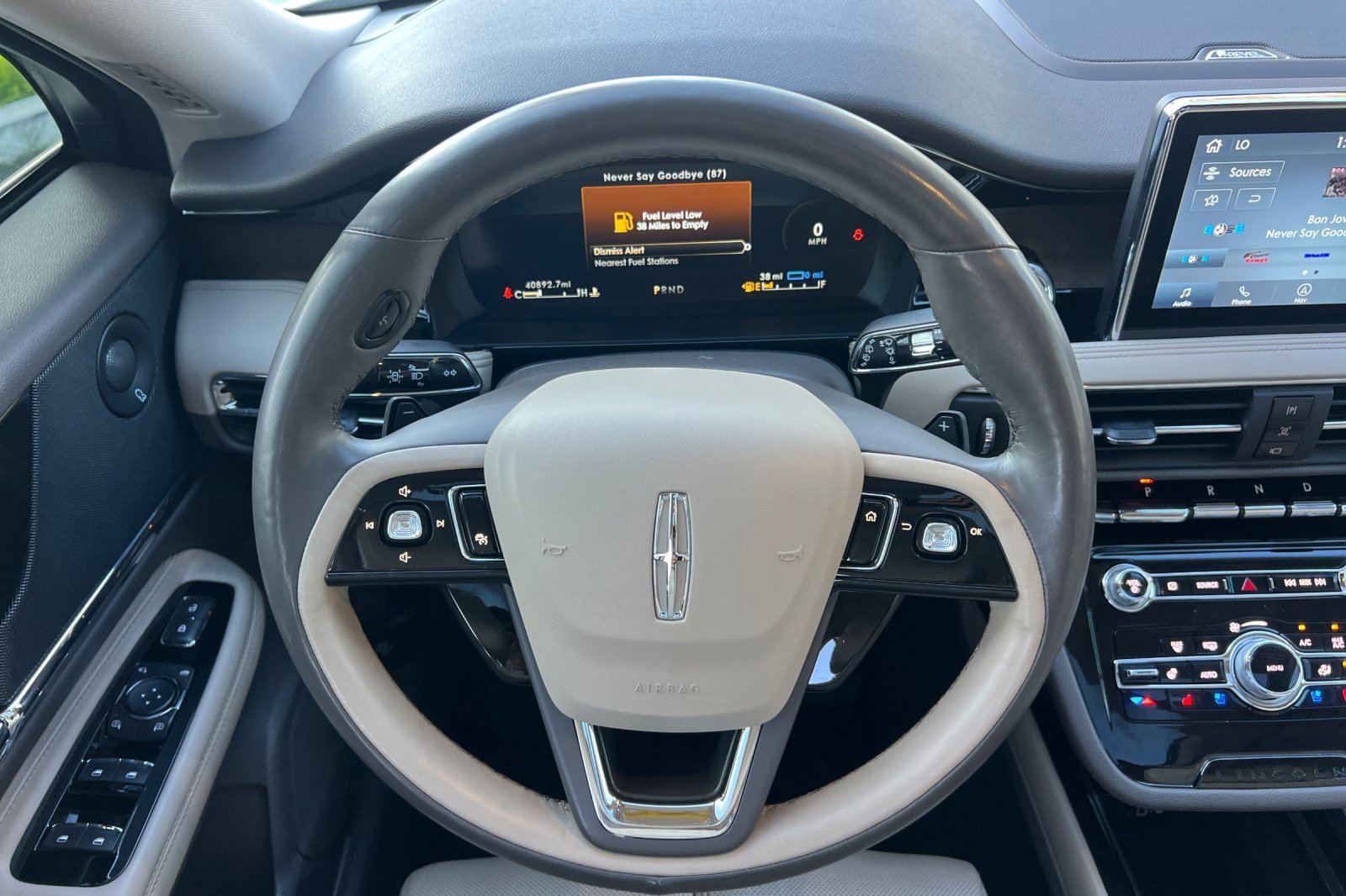 Certified 2022 Lincoln Corsair Grand Touring w/ Elements Technology Bundle image 14