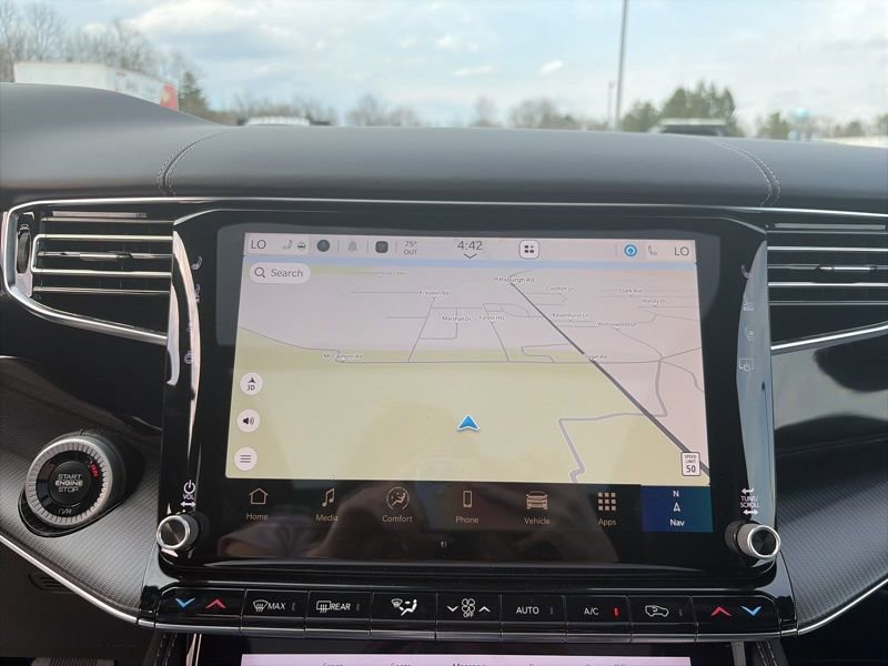 New 2026 Jeep Grand Wagoneer L Summit w/ Premium Group III image 38