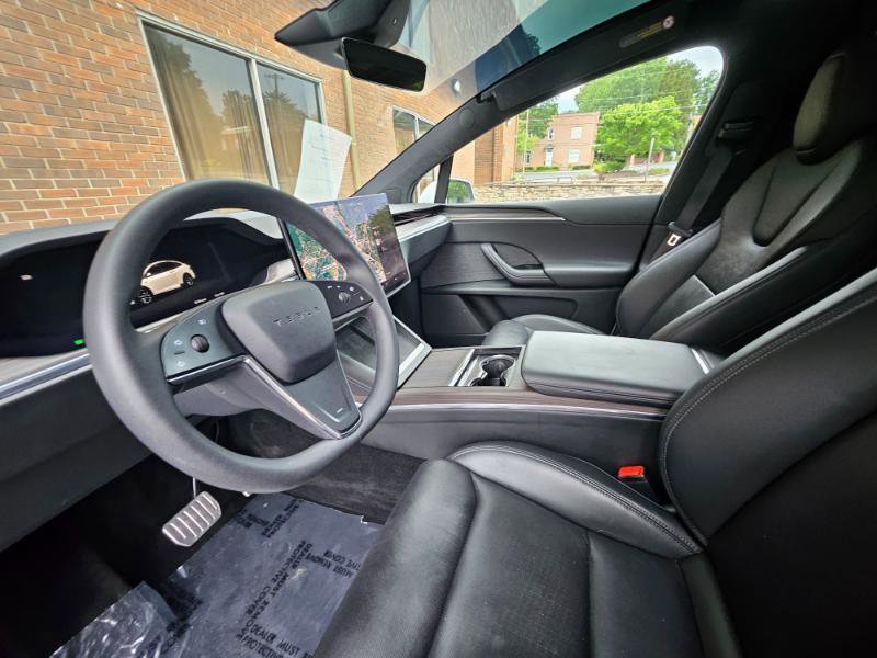 Used 2023 Tesla Model X AWD/4WD image 37