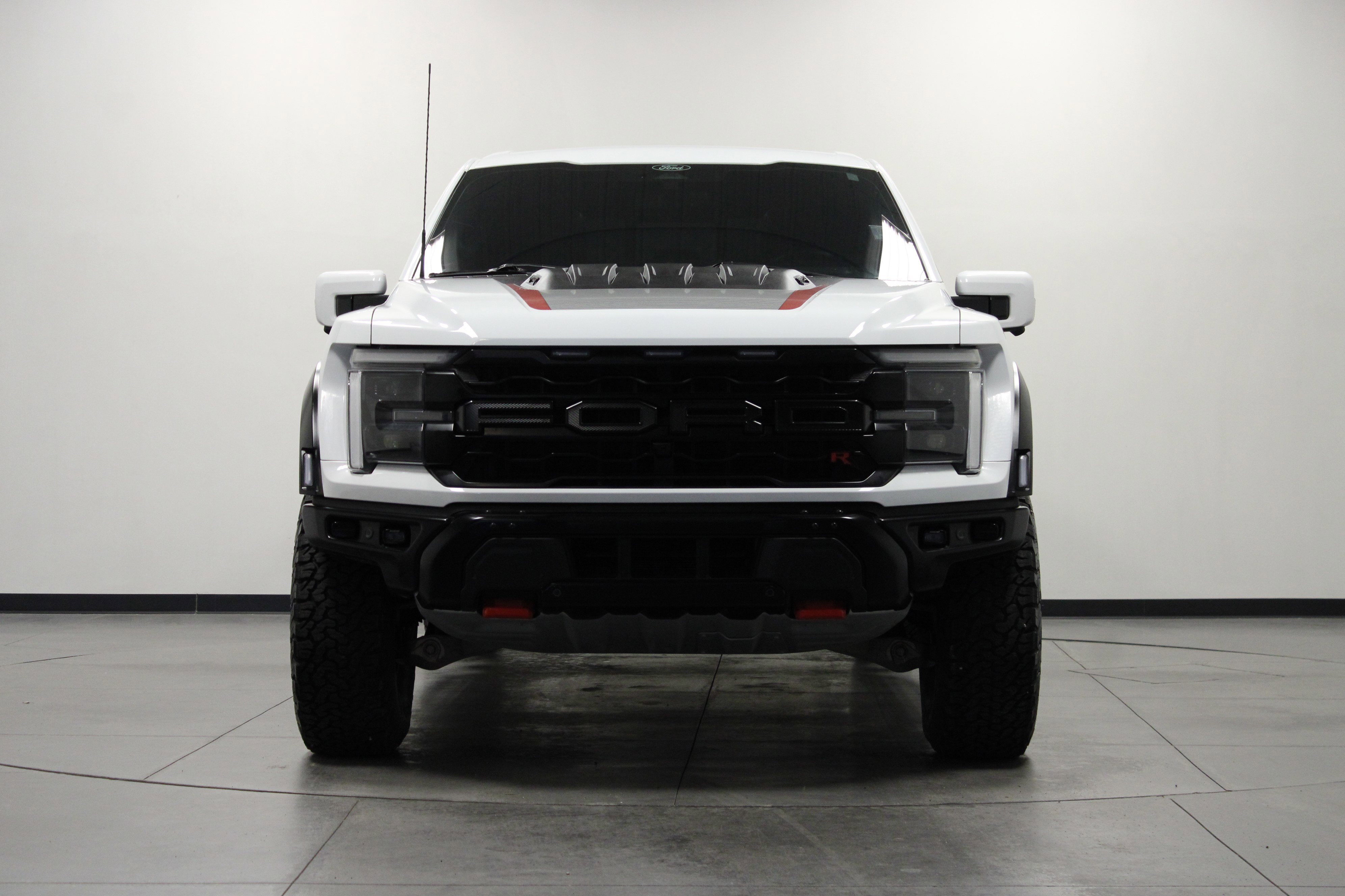 Used 2024 Ford F150 Raptor w/ Equipment Group 803A Raptor R AWD/4WD image 9