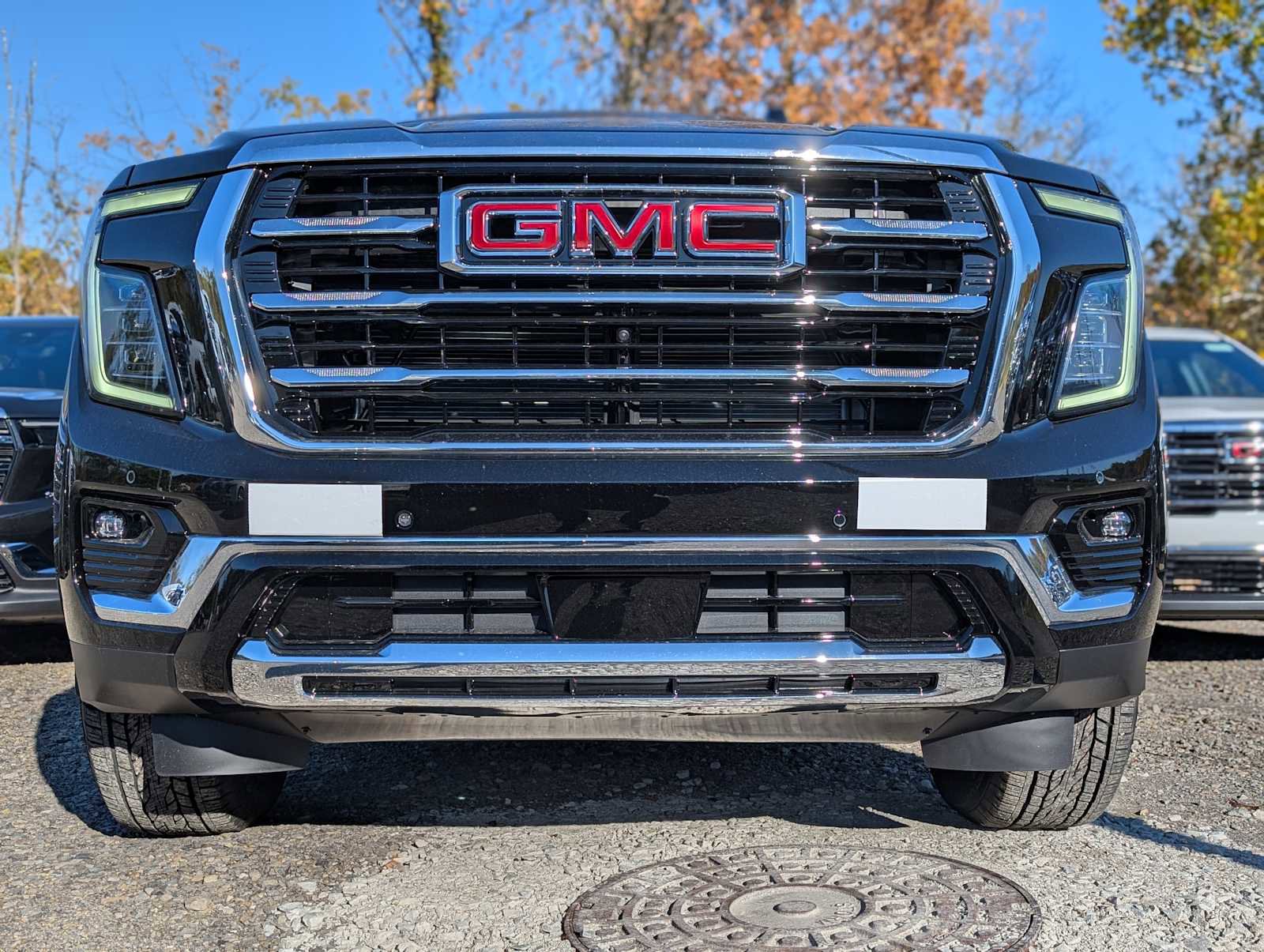 New 2026 GMC Yukon Elevation w/ LPO, Floor Liner Package image 2