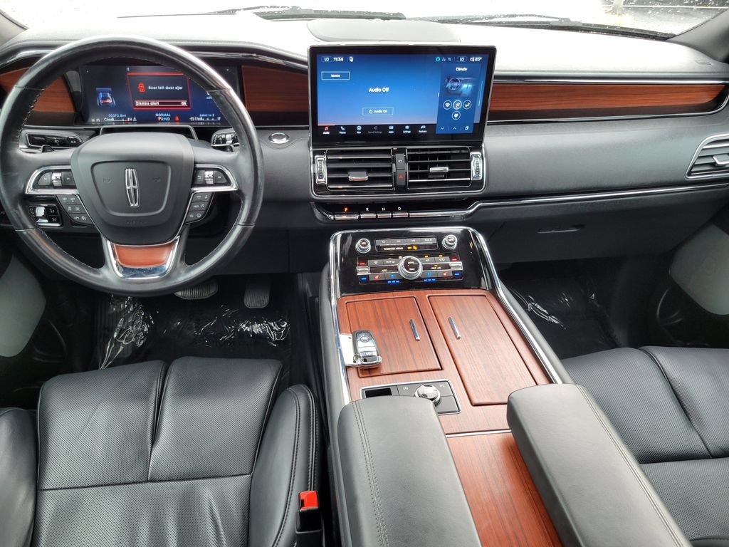 Used 2024 Lincoln Navigator Reserve AWD/4WD image 24