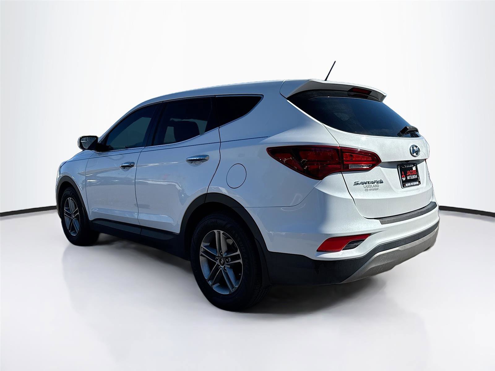 Used 2018 Hyundai Santa Fe Sport w/ Cargo Package image 5