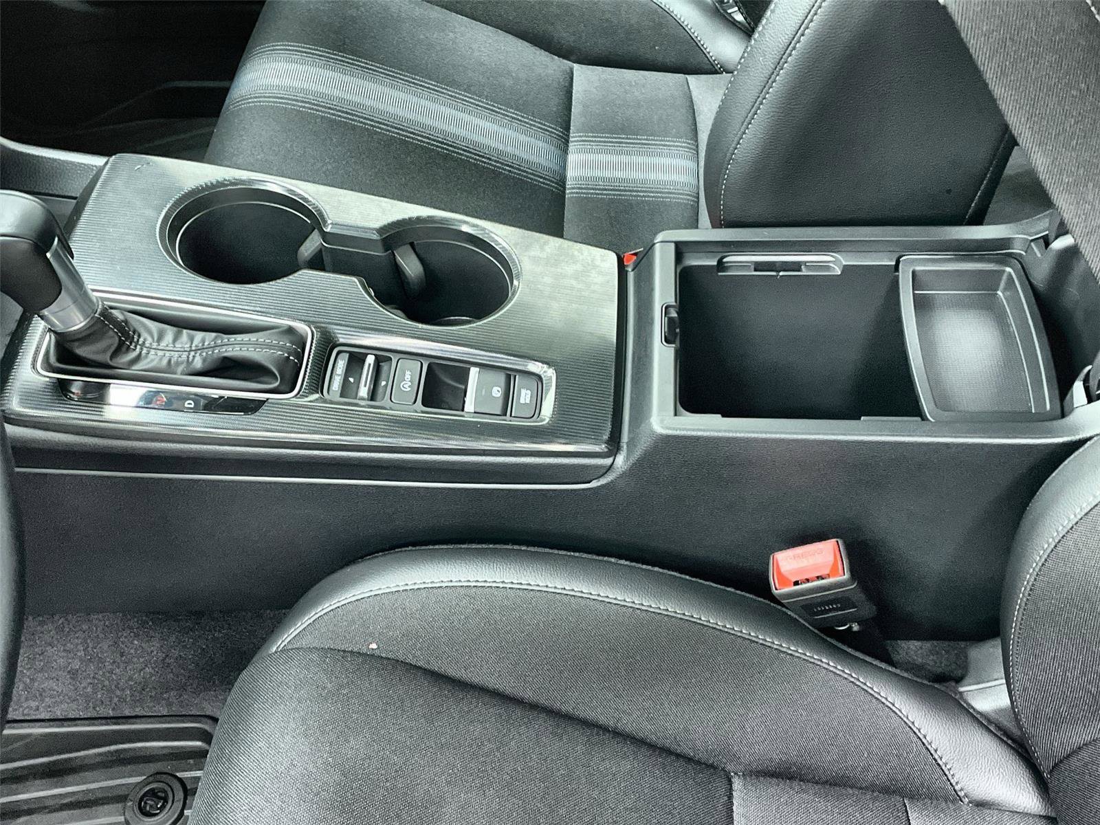 Certified 2025 Honda Civic Sport image 16