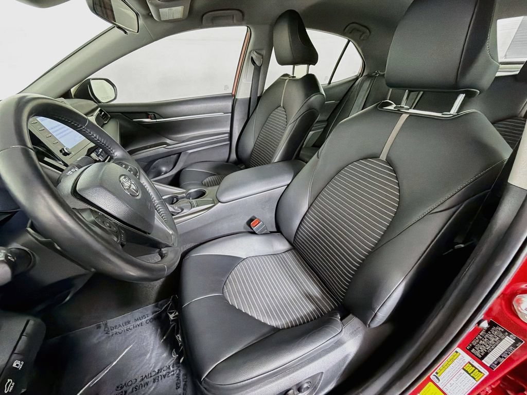 Used 2023 Toyota Camry SE FWD image 19
