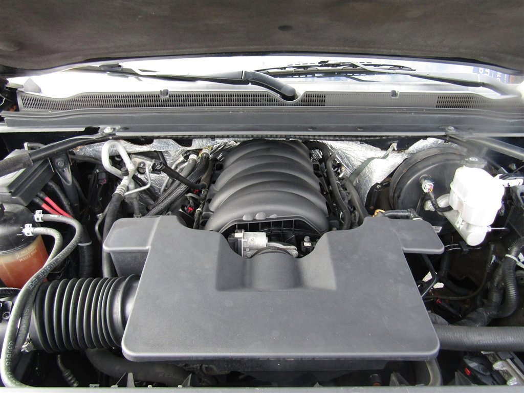 Used 2016 Chevrolet Suburban LS AWD/4WD image 15