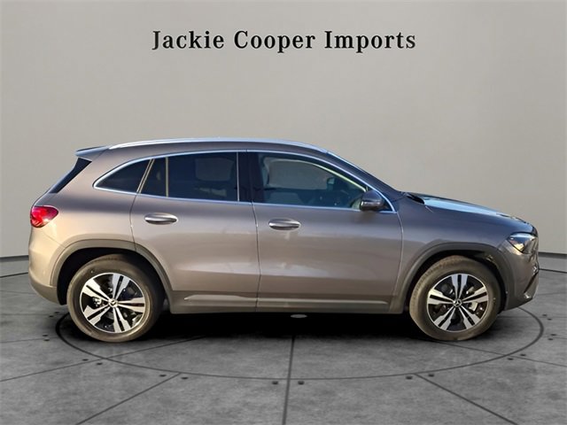 Certified 2025 Mercedes-Benz GLA 250 image 3