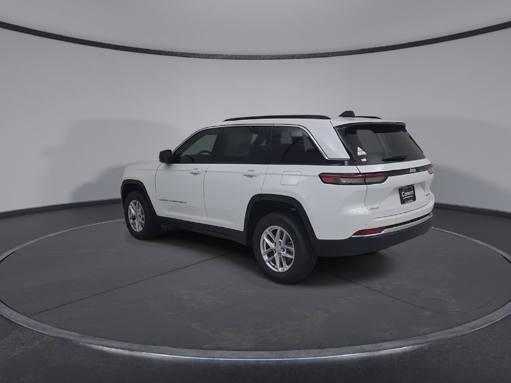 New 2026 Jeep Grand Cherokee Laredo X AWD/4WD image 12