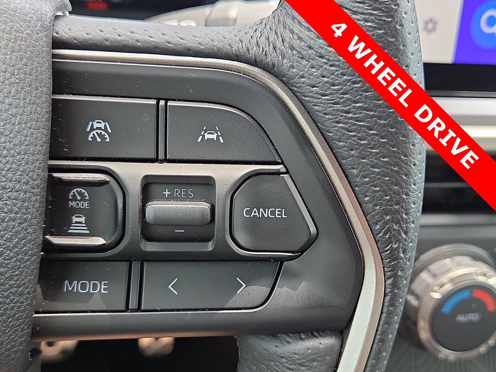 Used 2025 Toyota Tacoma TRD Sport AWD/4WD image 22