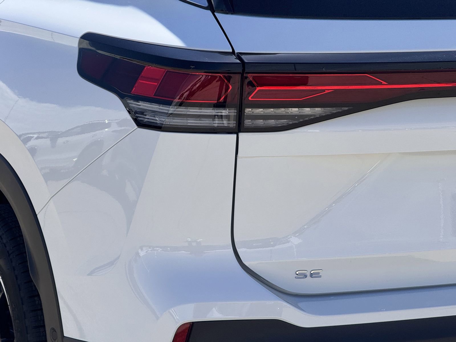 New 2026 Volkswagen Tiguan SE image 11