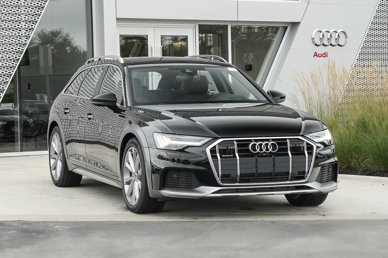 New 2025 Audi A6 3.0T allroad Prestige image 2
