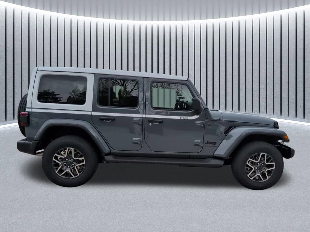 New 2026 Jeep Wrangler Unlimited Sahara AWD/4WD image 3