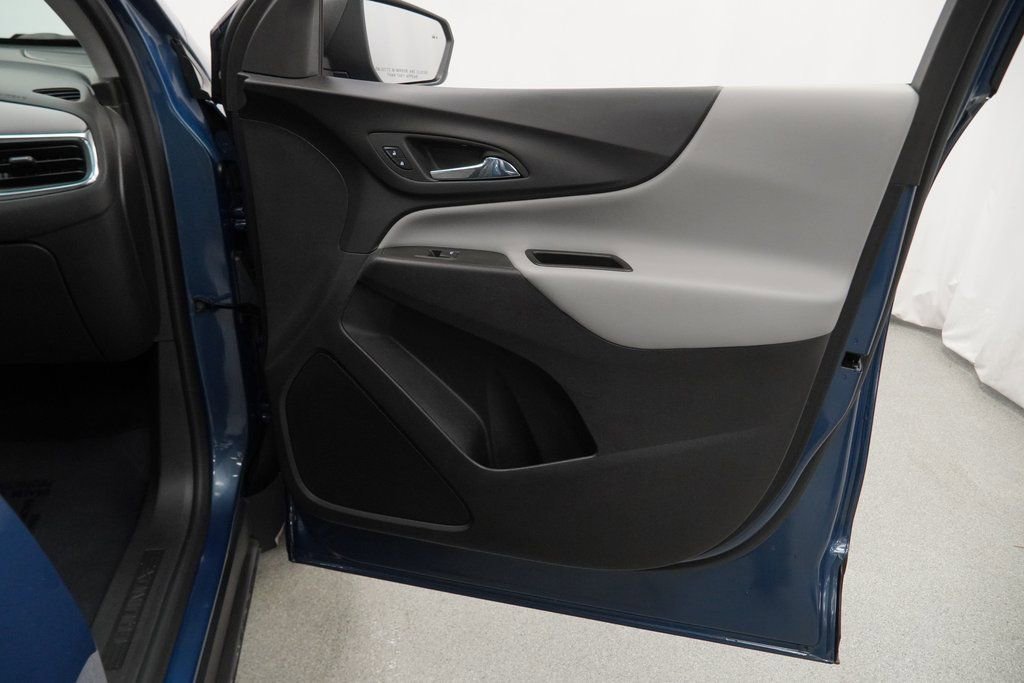 Used 2024 Chevrolet Equinox LS w/ LS Convenience Package image 44