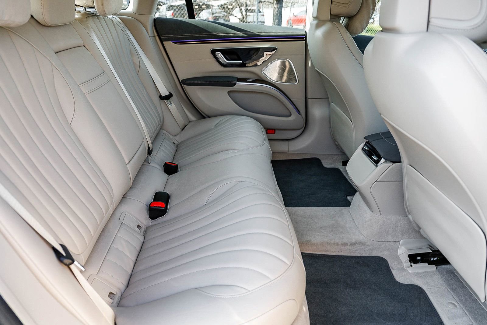 Used 2022 Mercedes-Benz EQS 580 4MATIC Sedan image 18