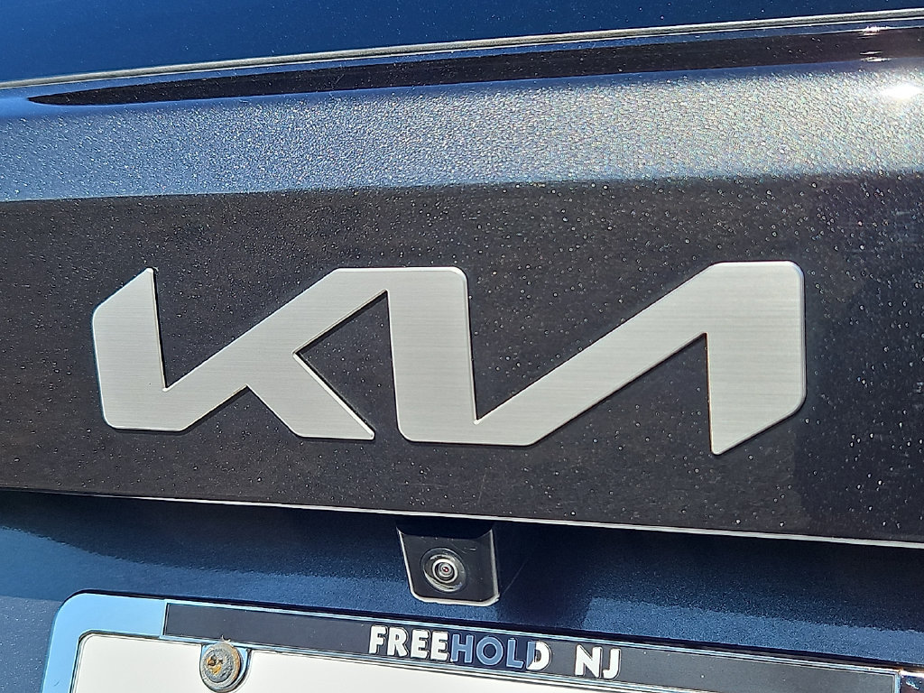 Certified 2024 Kia Sorento S FWD image 34
