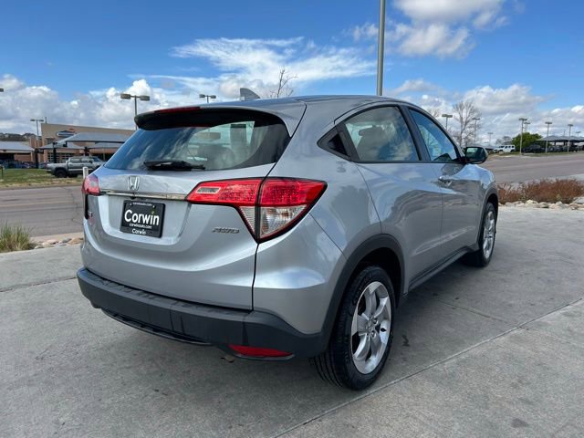Used 2020 Honda HR-V LX image 8