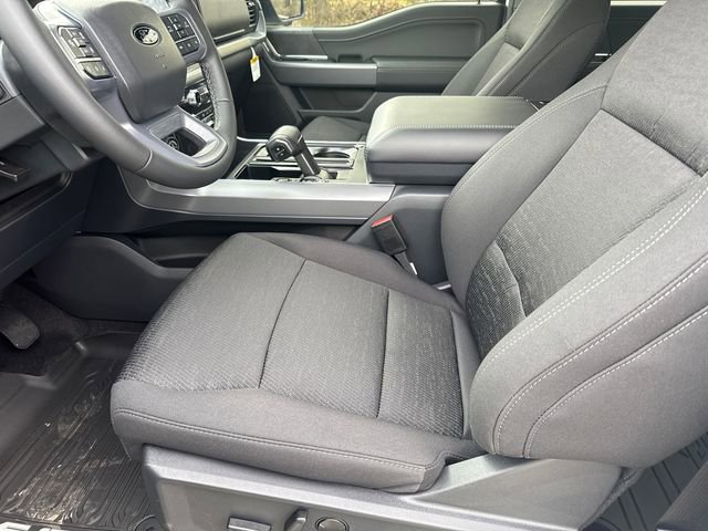 New 2025 Ford F150 XLT w/ Equipment Group 302A MID image 21
