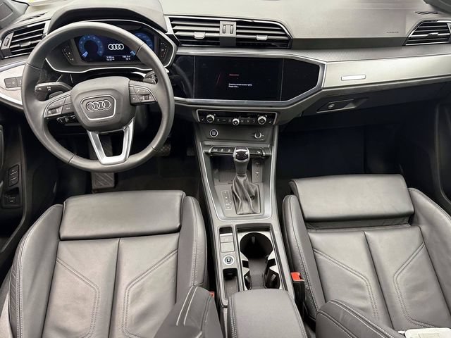 Used 2025 Audi Q3 2.0T Premium w/ Convenience Package AWD/4WD image 15