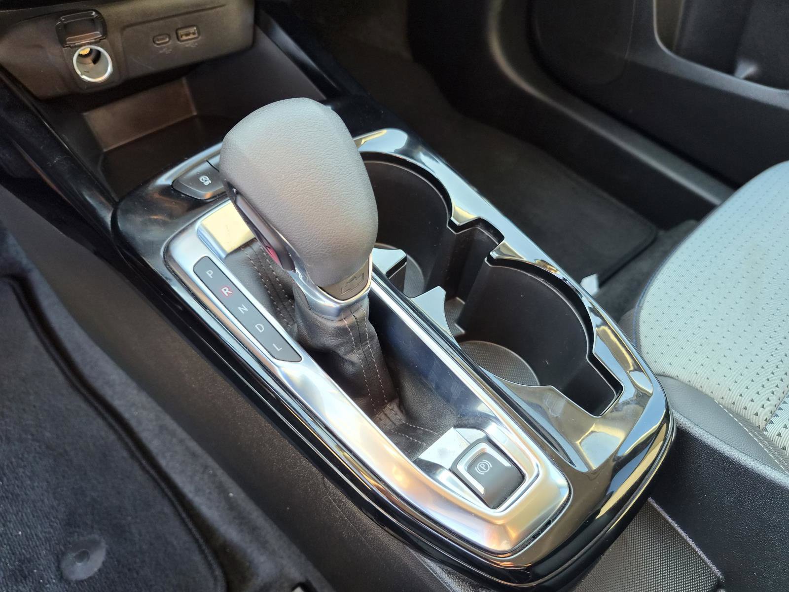 Used 2026 Chevrolet Trax LT FWD image 24