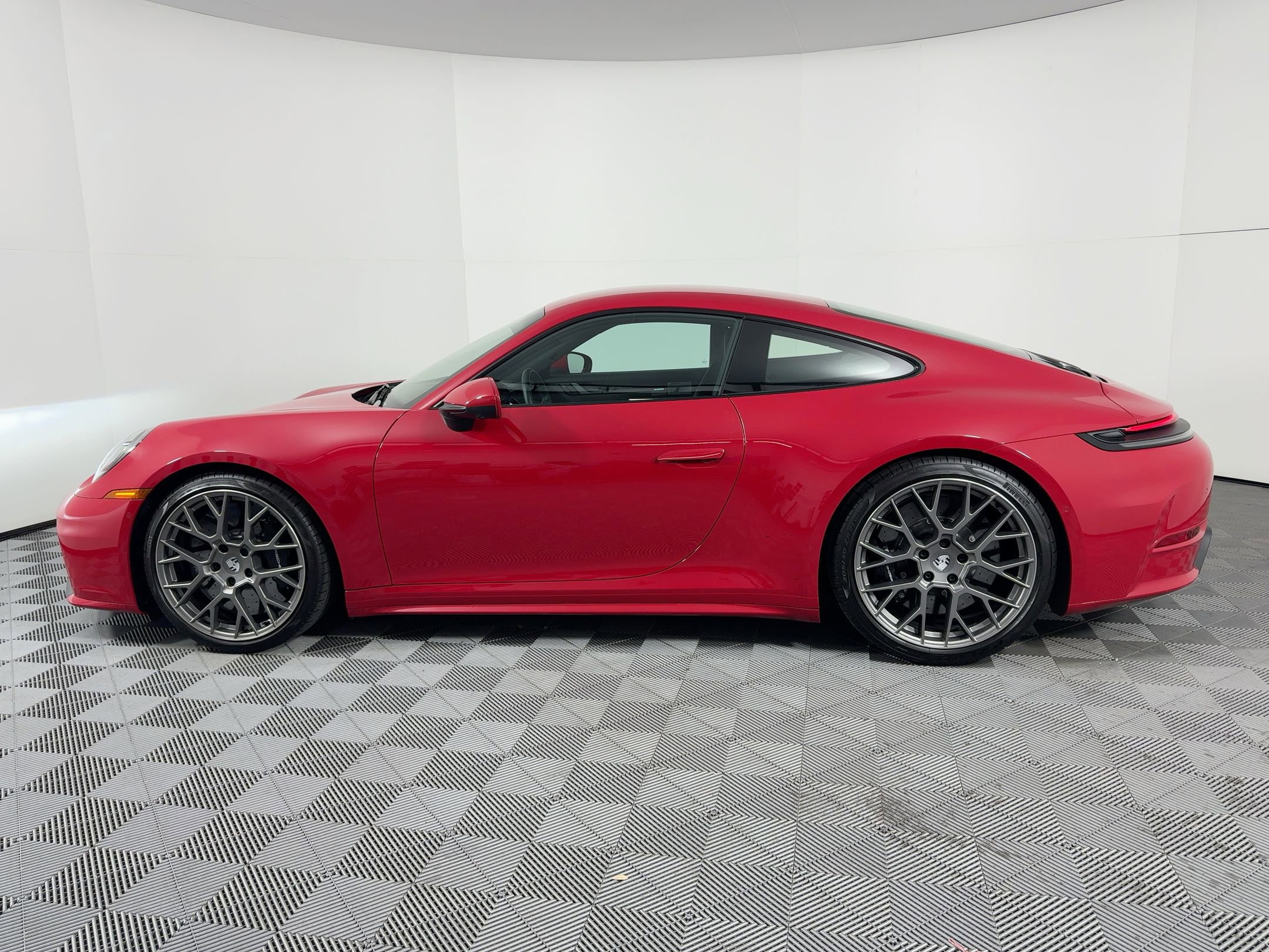 New 2025 Porsche 911 Carrera S image 2