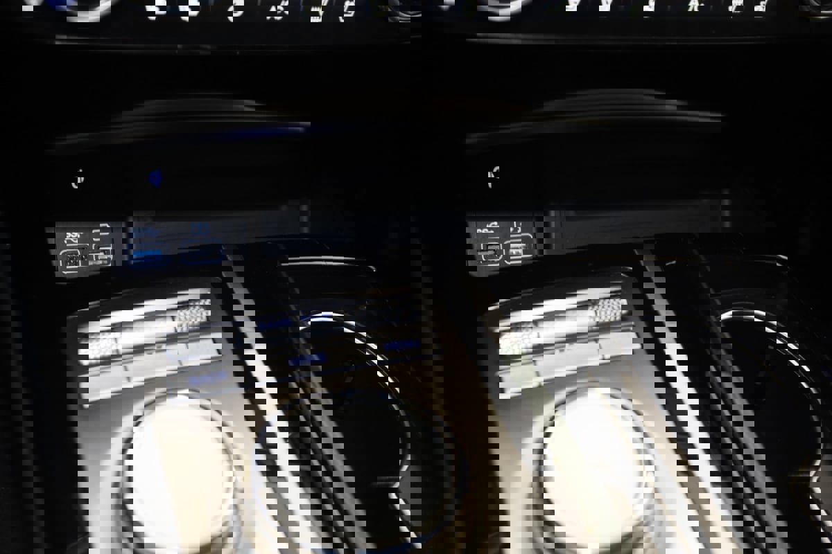 Used 2023 Genesis G80 3.5T Sport w/ Winter Weather Package image 33