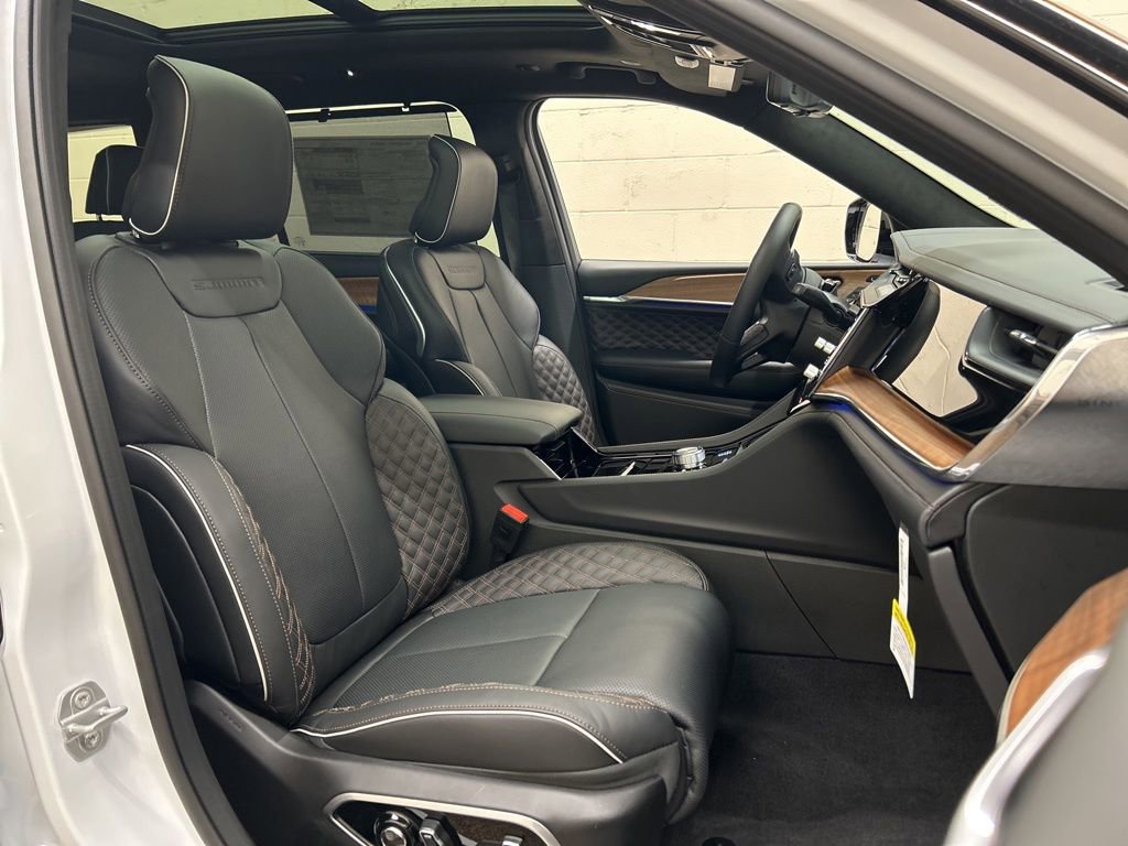 New 2026 Jeep Grand Cherokee L Summit AWD/4WD image 12