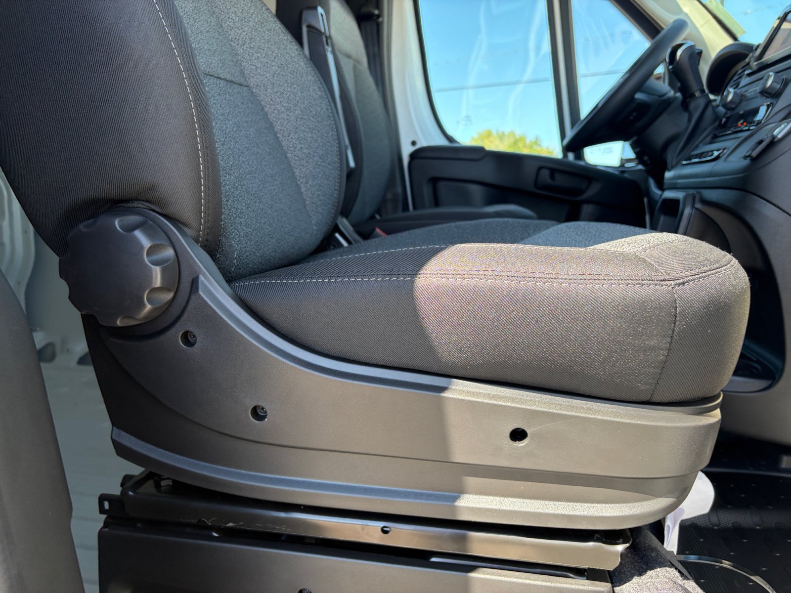 New 2026 RAM ProMaster 2500 w/ Safety Group FWD image 32