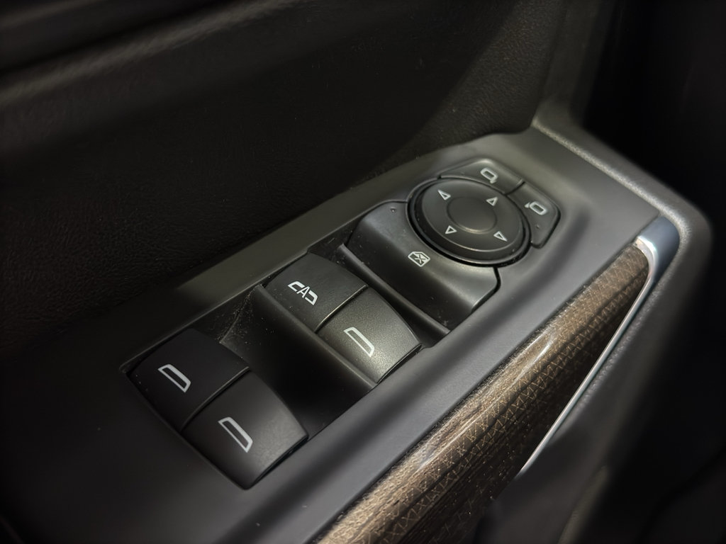Used 2022 Chevrolet Silverado 1500 RST AWD/4WD image 31
