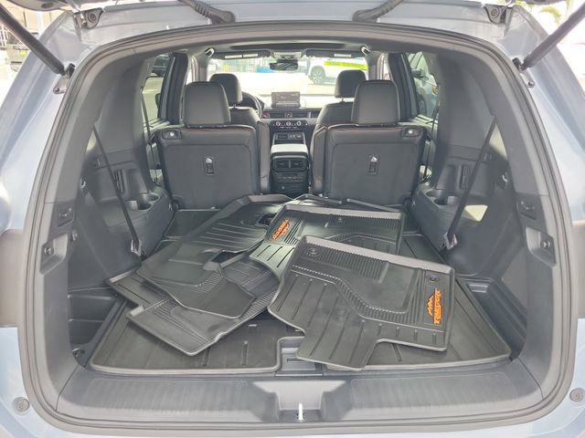 Certified 2025 Honda Pilot TrailSport image 9