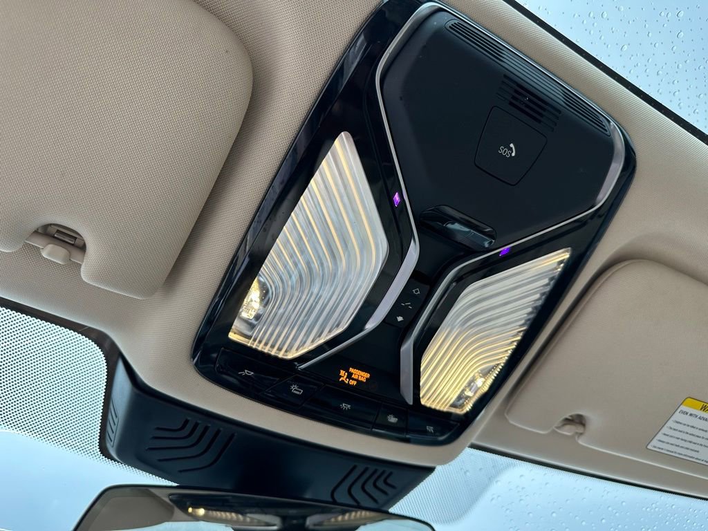 Used 2018 BMW 740i xDrive image 29