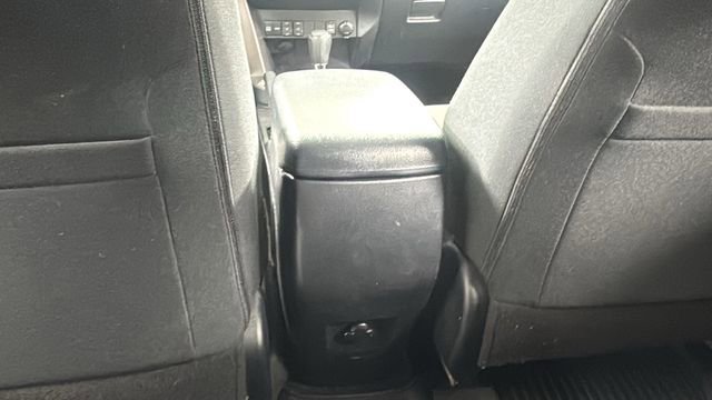 Used 2018 Toyota RAV4 XLE image 36