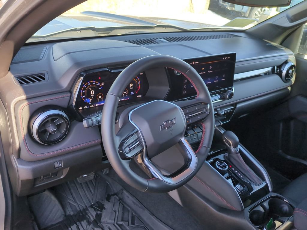 Certified 2025 Chevrolet Colorado Z71 w/ Z71 Convenience Package 2 image 10