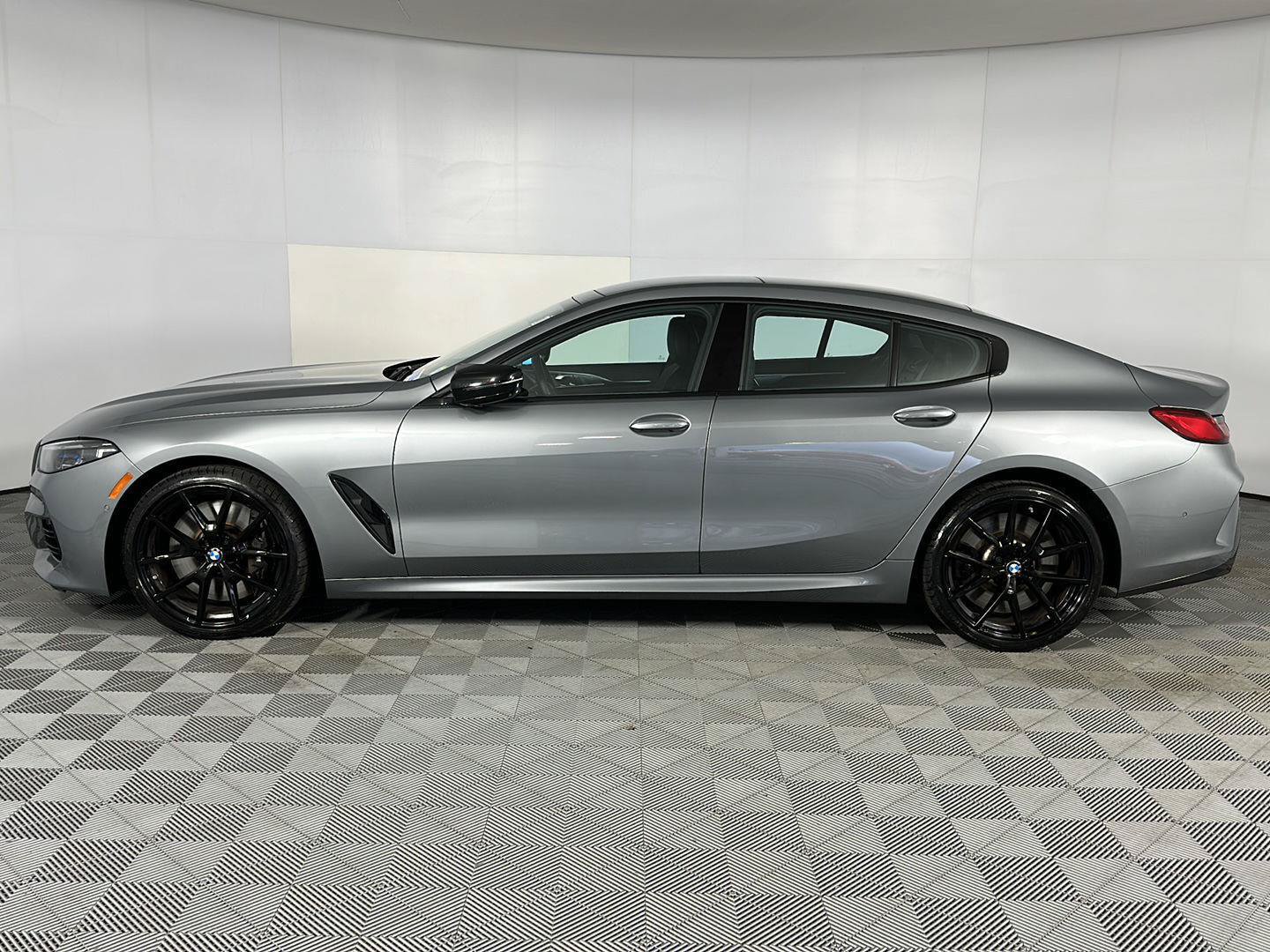 Used 2024 BMW M850i Gran Coupe xDrive w/ M Sport Professional Package AWD/4WD image 8