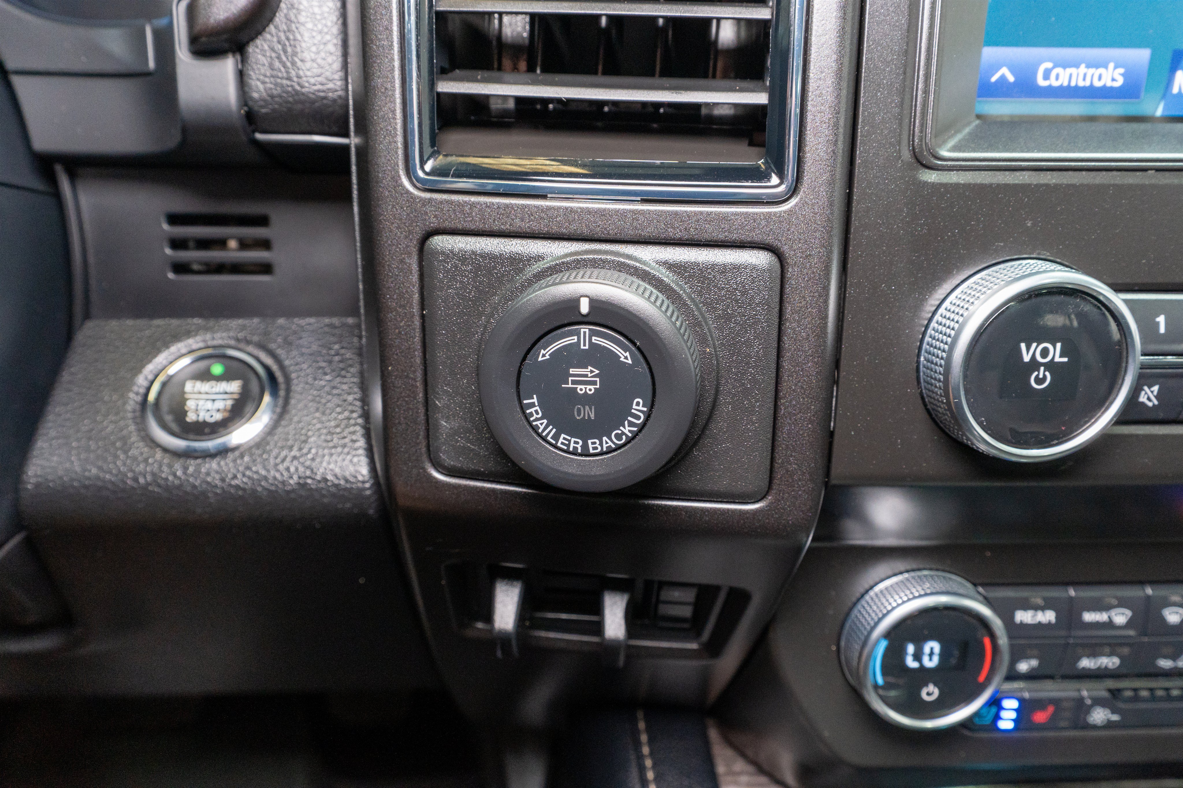 Used 2021 Ford Expedition Limited RWD image 26