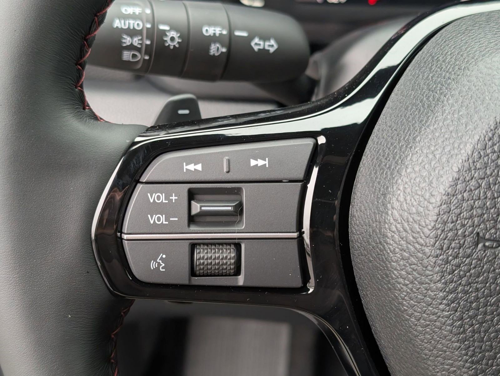 New 2026 Honda Pilot Black Edition image 18