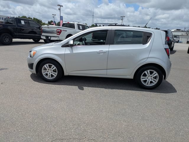 Used 2013 Chevrolet Sonic LT FWD image 6