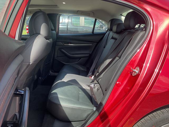 Used 2025 MAZDA MAZDA3 s FWD image 21