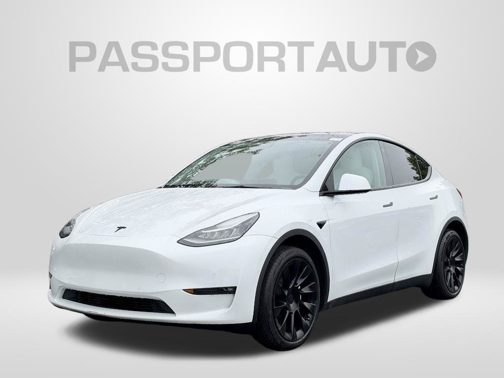 Used 2021 Tesla Model Y Long Range AWD/4WD image 1
