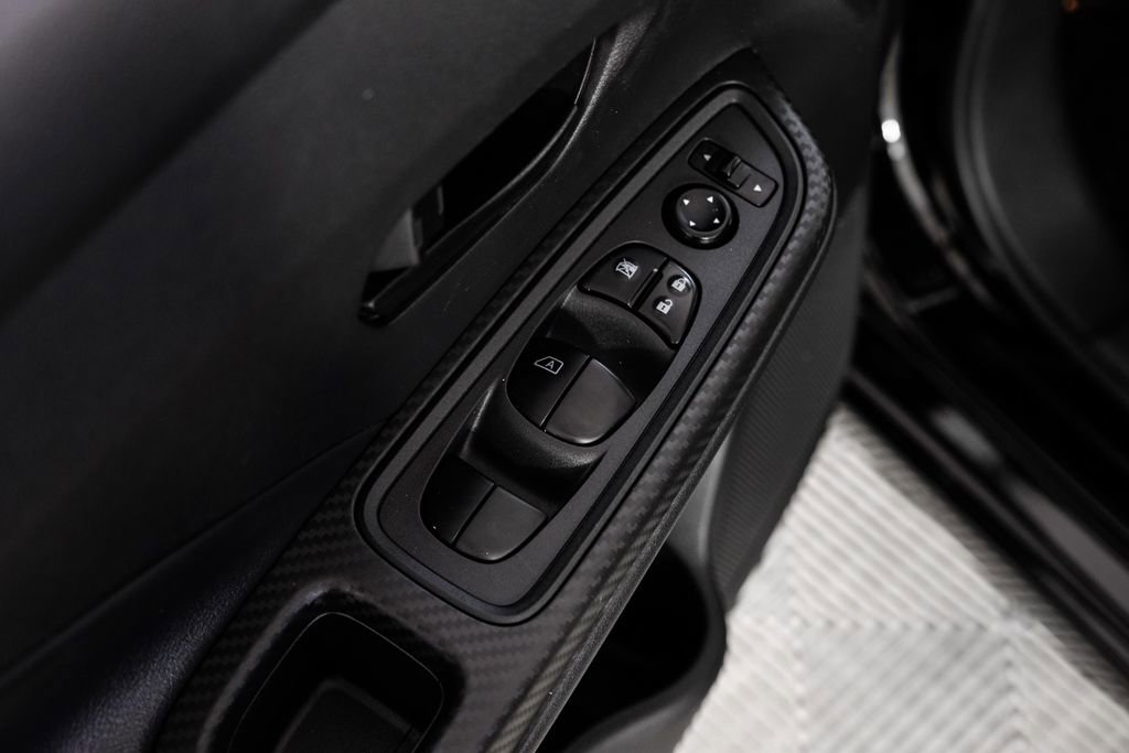 Used 2024 Nissan Versa S w/ Trunk Package image 41