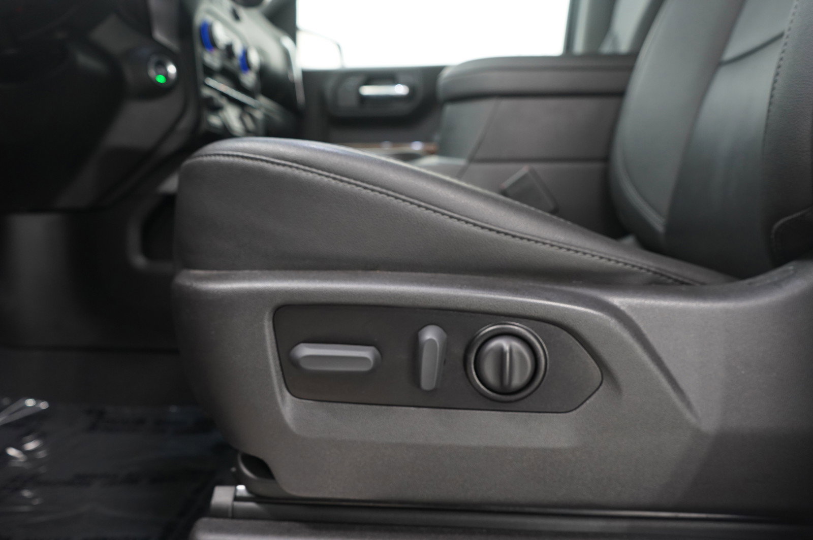 Used 2022 Chevrolet Silverado 1500 RST w/ All Star Edition Plus image 22