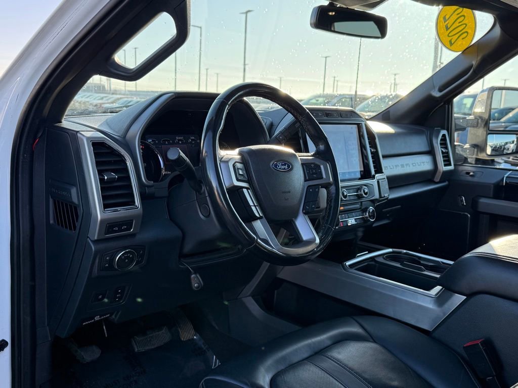 Used 2022 Ford F450 Platinum w/ FX4 Off-Road Package image 4
